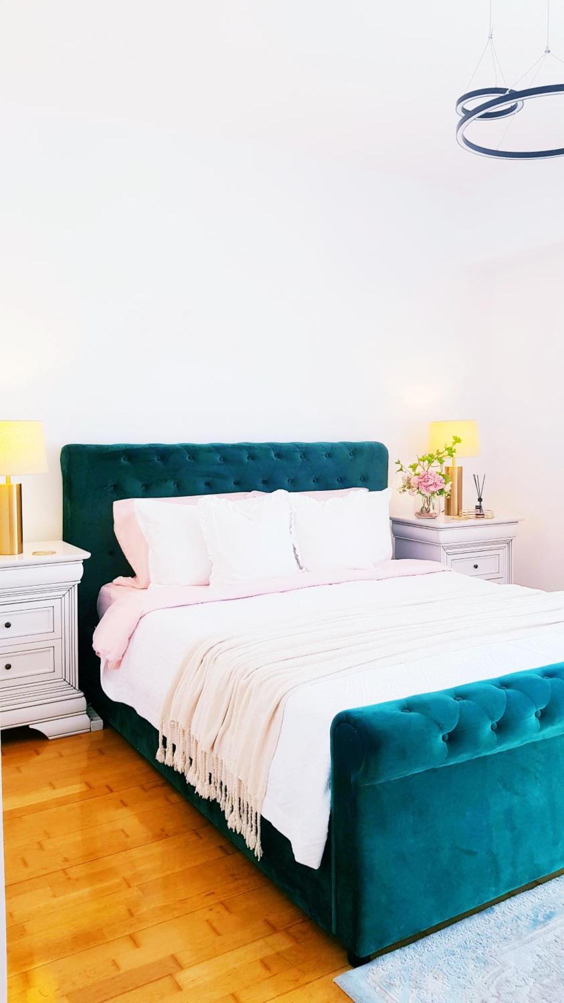 Penthouse Aeroport Iasi Apartment Bagian luar foto